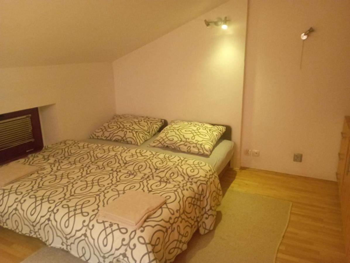 Meier House Wawer Hotell Warszawa Eksteriør bilde