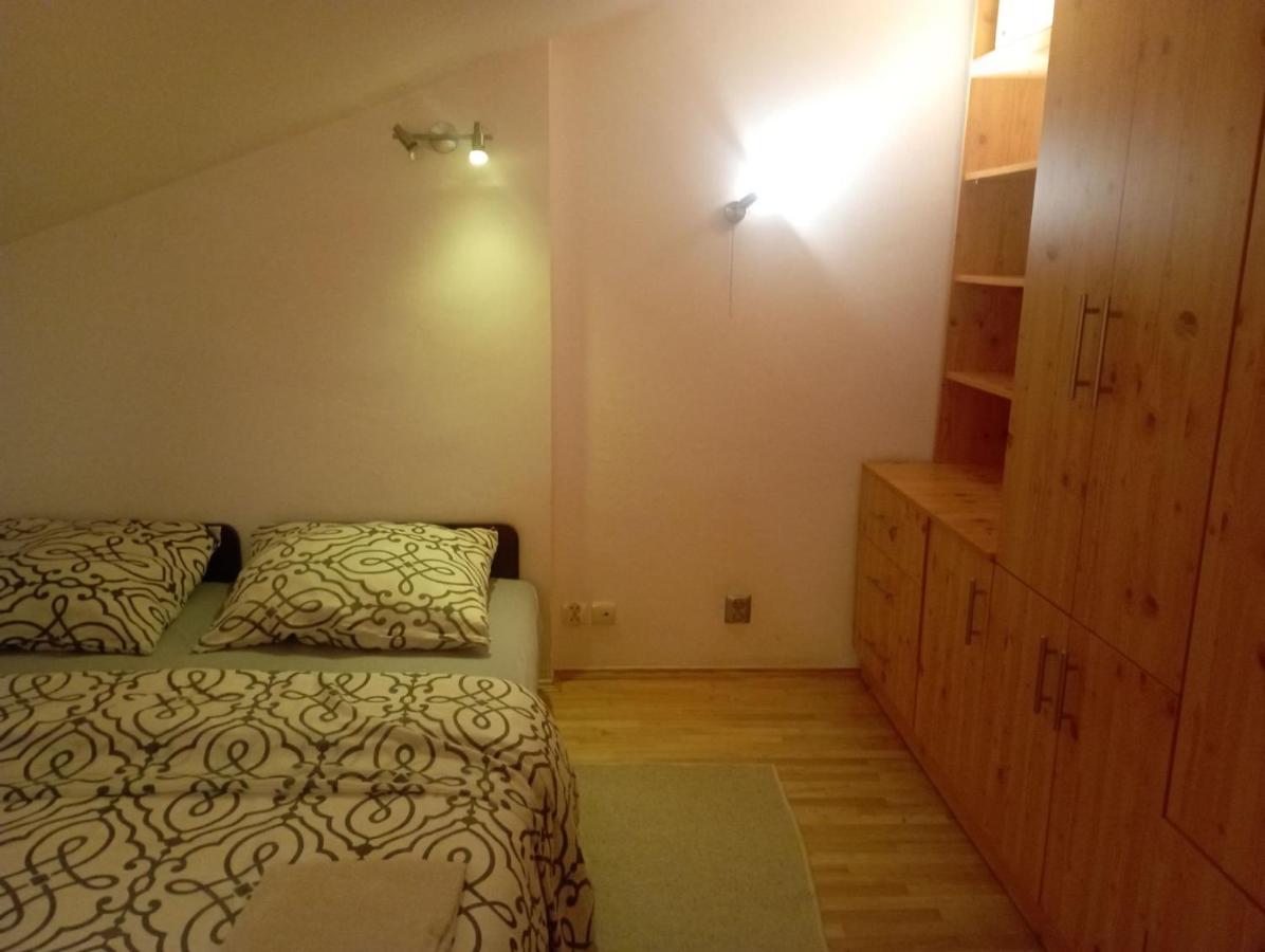 Meier House Wawer Hotell Warszawa Eksteriør bilde