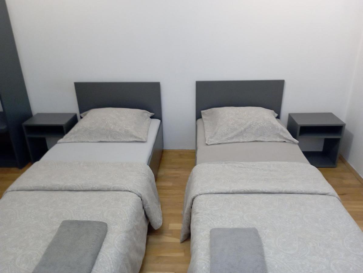 Meier House Wawer Hotell Warszawa Eksteriør bilde