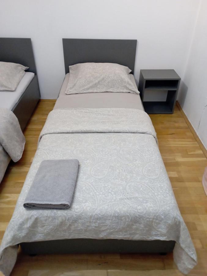 Meier House Wawer Hotell Warszawa Eksteriør bilde